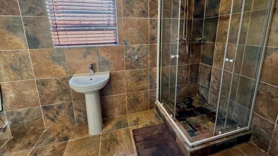 3 Bedroom Property for Sale in Parsonsvlei Eastern Cape